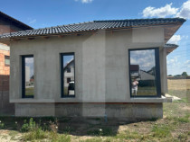 Casă nouă, spațioasă și luminoasă în Fântânele –