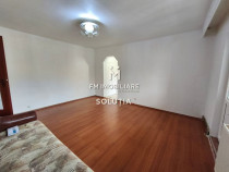 Apartament 2 dormitoare+ living, zona Bucovinei!