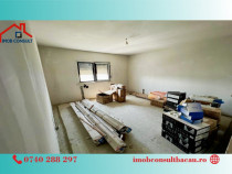 Un apartament cat o casa! CE1224