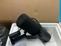 Microfon Shure sm7b pefect pentru podcast