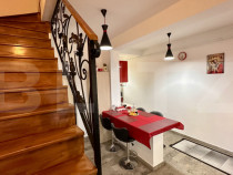 Apartament cu 3 camere și 2 băi, curte comuna, centrală p