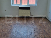 Garsoniera 20 mp , zona Micro 15