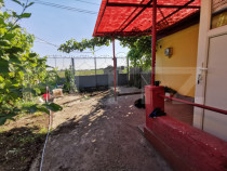 Casa renovabila, 2 camere, zona Cetate