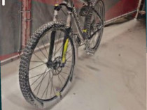 Bicicleta rockrider st530