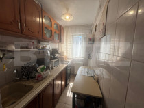 Apartament cu 3 camere, etajul 2/4, 50 mp, Micro 11