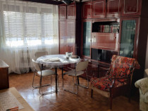 Apartament cu 3 camere, zona Strand