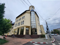 Spatiu comercial ULTRACENTRAL, Zona Victoriei pietonal