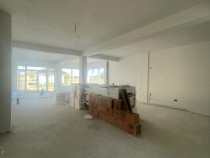 Spatiu comercial cu toate utilitatile\zoa buna/3 locuri parcare