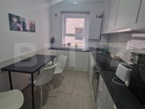Apartament cu 3 camere, 76 mp, decomandat, loc de parcare -