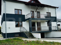 Casă multifuncțională cu subsol, parter și etaj, teren