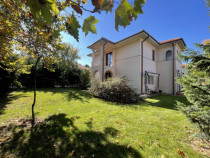 Curtea Domneasca, vilă individuală, 6 camere, 3 bai, garaj