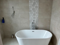 Meseriaș construcții Renovări interioare t&acirc;mplar montaj etc