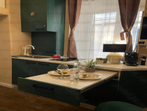 COLOSSEUM: Garsoniera Centrul istoric Zona mag Star