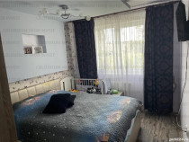 Apartament 2 camere, decomandat - zona Tractorul