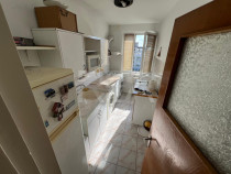 Apartament 3 camere dec Berceni / Emil Racovita