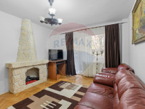 Apartament cu 3 camere de închiriat - zona Boul Rosu