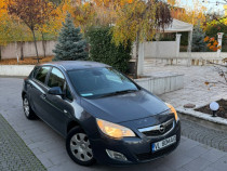 Opel Astra J 1.4i Proprietar, Masina buna, km putini. 2010