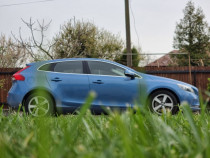 Volvo V40 D4 190 cp. momentum