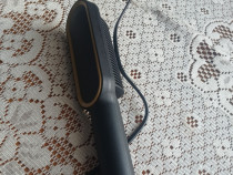 Perie de îndreptare a parului