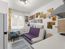 Garsonieră renovată, complet mobilată, zonă centrală...