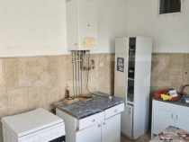 Casă 3 corpuri • Central Geoagiu • 657 mp teren • Gar