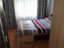 Apartament de 3 camere -Tractorul ( Luminos )