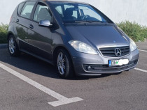 Mercedes-Benz A180