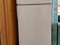 Frigider whirpool (asigur transport in IASI)