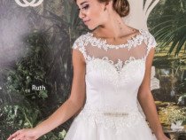 Rochie de mireasa model Ruth