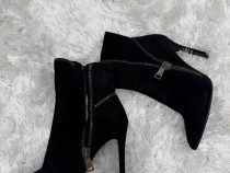 Ghete piele intoarsa