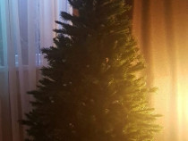 Brad artificial de Crăciun