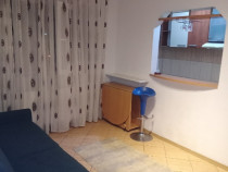 Proprietar ofer spre închiriere apartament cu doua camere Florilor