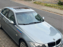 BMW 325i 2005 . Fierbe apa