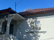 Casă + curte mare, renovari recente, la 20km de Craiova