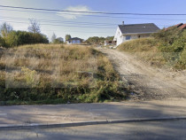 Teren intravilan, 5 ari cu fundație, casa pregătită, zona