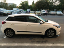 V&acirc;nd Hyundai i20 cutie automată