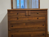 Noptiera cu oglinda arcuita si sapte sertare