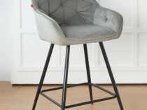 Scaun de bar și două set