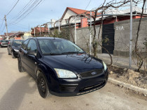 Ford Focus 1.6 benzină