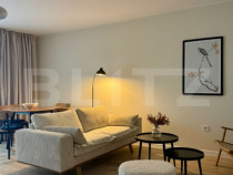 OPORTUNITATE! 2 Camere | Balcon 13 mp | Zona Vivo