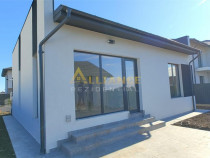 Casa individuala - 3 camere - 2 bai - Miorita