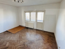 Apartament cu priveliste, 3 camere in Micalaca