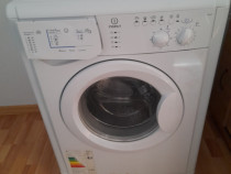 Mașină de spălat