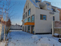 Apartament 3 camere si curte proprie de 141mp, bloc boutique
