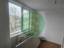 Apartament 3 camere, liber