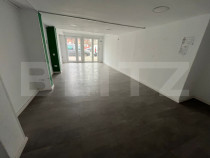 Spațiu comercia, 65 mp, zona Micro 6