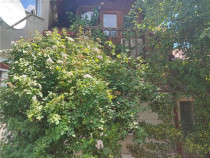 Vila individuala cuplata 6 camere S P M, cu incalzire pe cen