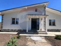 Casă / Vilă cu 4 camere de v&acirc;nzare