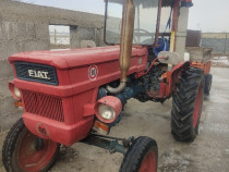 V&acirc;nd Tractor Fiat 250