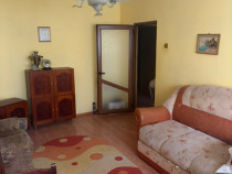 Apartament 3 camere de v&acirc;nzare &ndash; Zona Obor, Brăila,